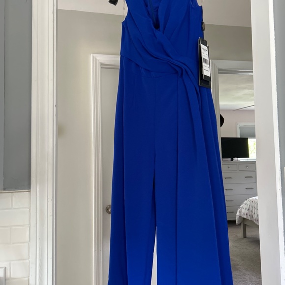 Alexander by Daymor deep V neckline long jumpsuit - Picture 4 of 5